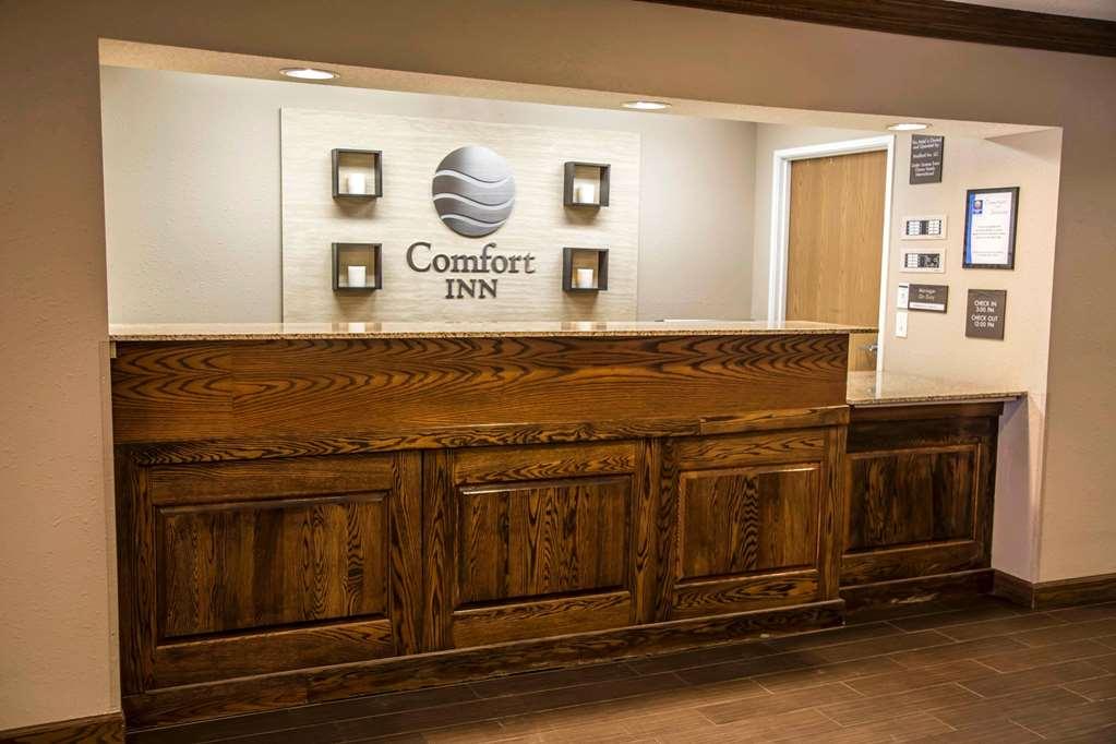 Quality Inn & Suites Bradford Interior photo